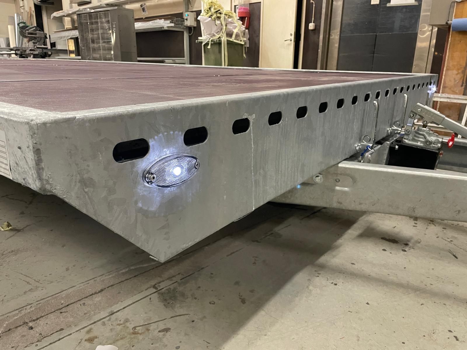 f09cd9c1 b459 4326 8697 f8f032cc7356